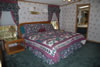 Dew Drop Inn: Master Bedroom